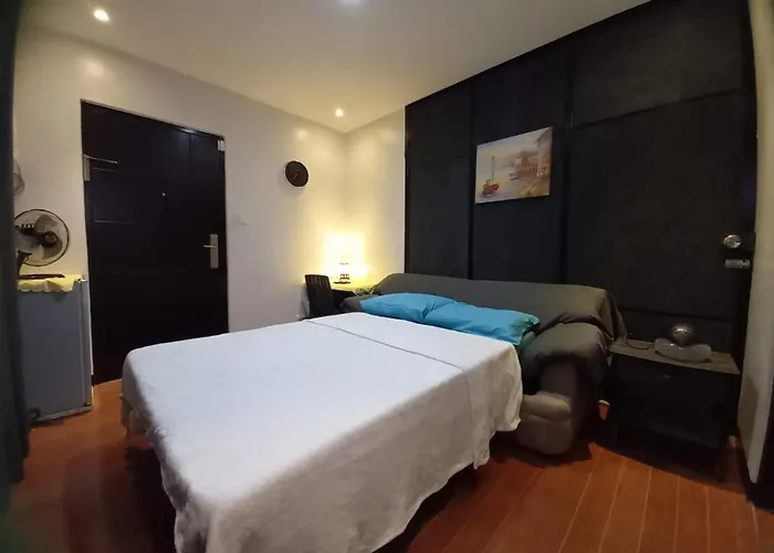 Adorable - Hot Tub Guest house