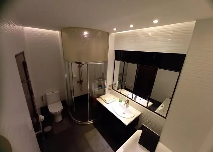 Adorable - Hot Tub Guest house 4*